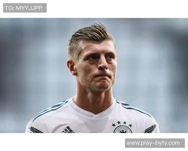 克罗斯盛赞皇马为世界顶级俱乐部伯纳乌球场无可匹敌